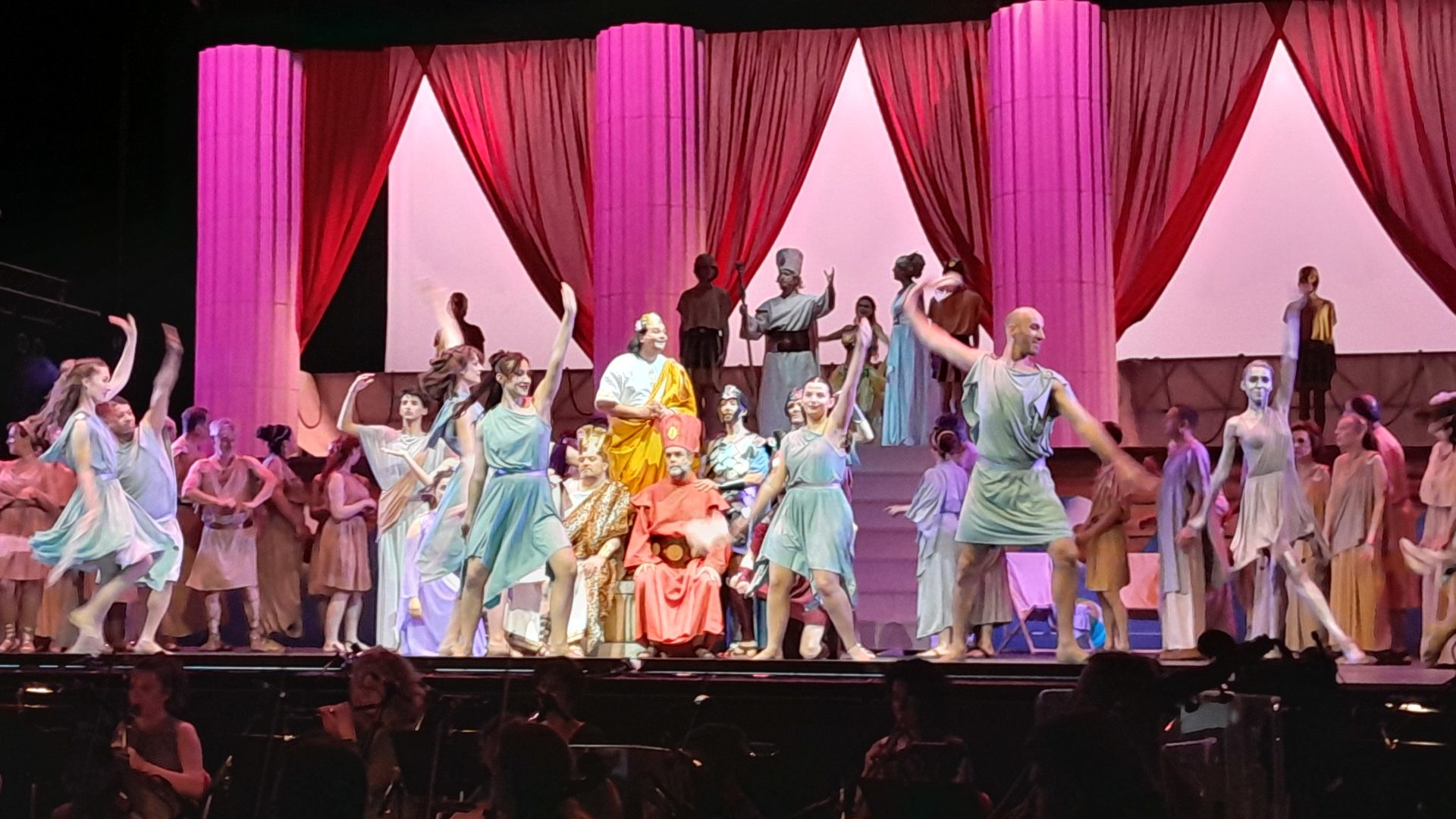 L’ Opéra, ça vous chante?!